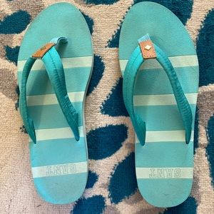 Like New Gant Seafoam Green Platform flip flops Womens size 11